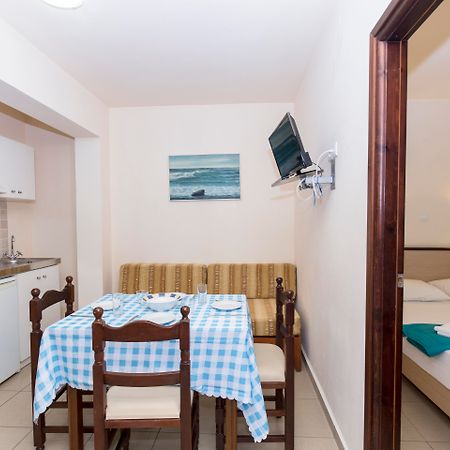 Mandy Suites Kíssamos Eksteriør bilde